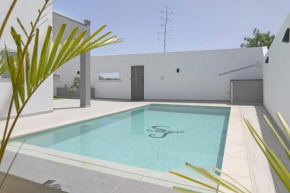 Stunning Apartment within Villa Nr Los Cristianos